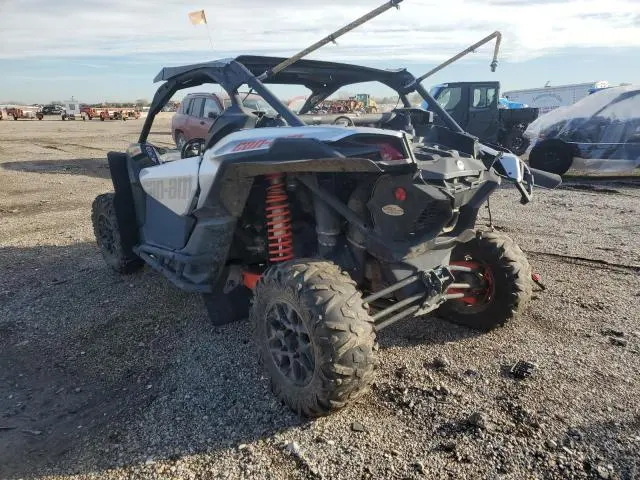 CAN-AM SIDEBYSIDE 2020