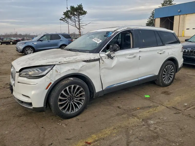 LINCOLN AVIATOR 2023 VIN 5LM5J7WC1PGL02064