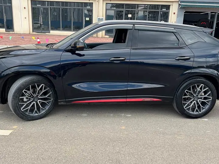 Changan Oshan Z6 2023 2023款 蓝鲸 1.5T DCT智酷型