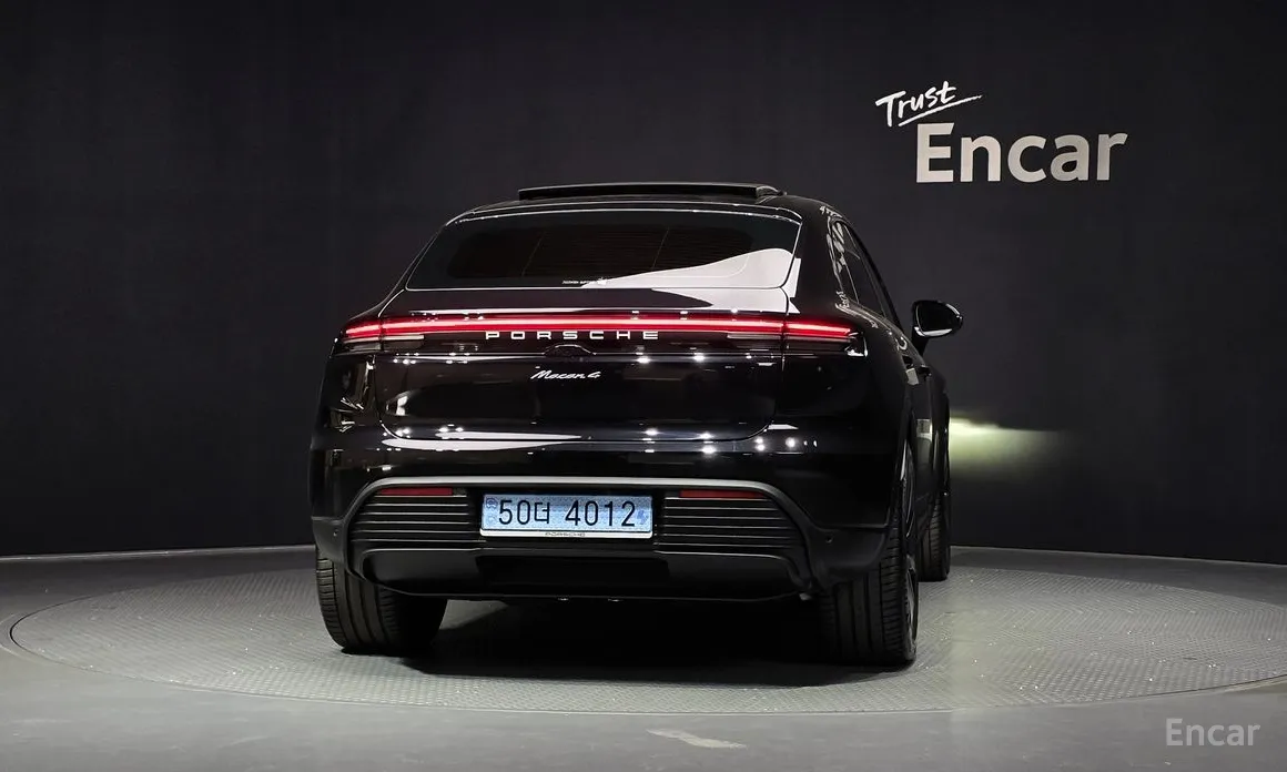 Porsche Macan 2024 Base 4