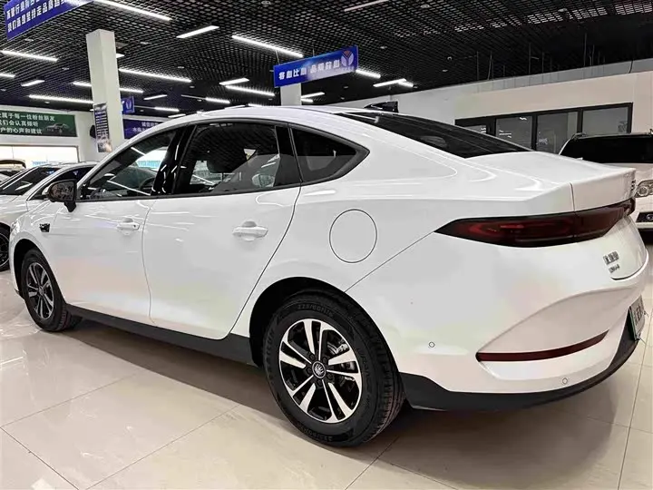 BYD Qin Plus 2026 2026款 DM-i 210KM超越型