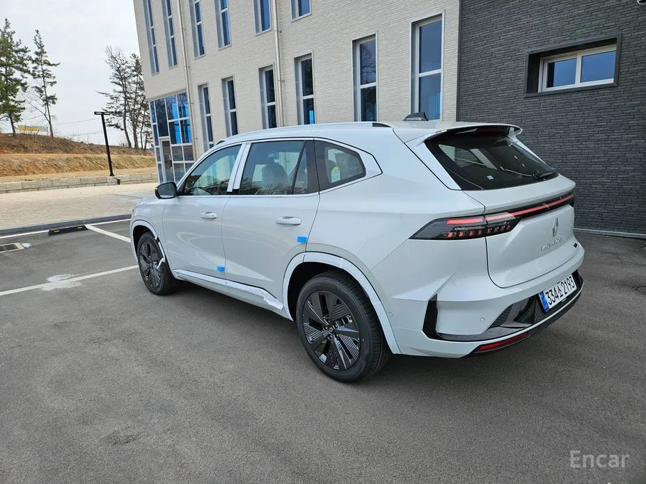 Renault Grand Koleos 2024 1.5 E-TECH Iconic 2WD