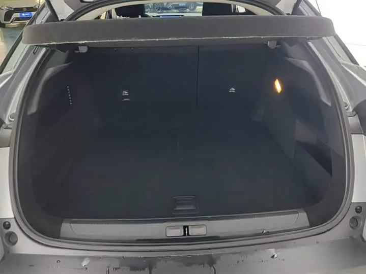 Citroen C5 X 2025 2025款 1.6T 海外版