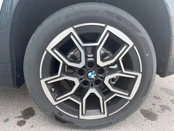 BMW X1 2025 2025款 sDrive25Li X设计套装