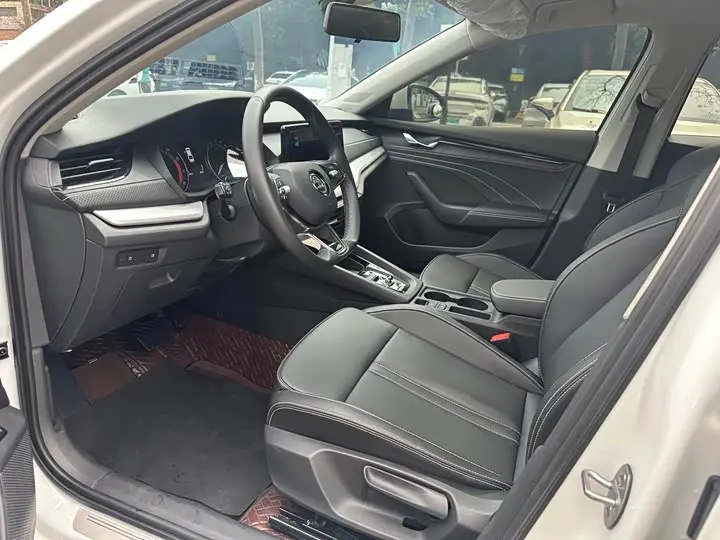 2023 Skoda Octavia Pro