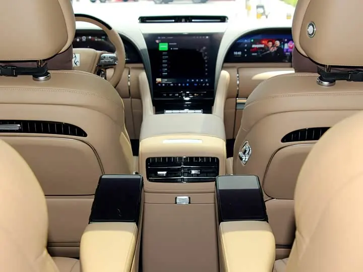 BYD Yangwang U8 2025 2025款 鼎世版