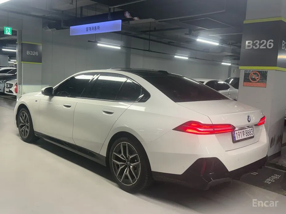 BMW 5 Series 2023 520i M Sport