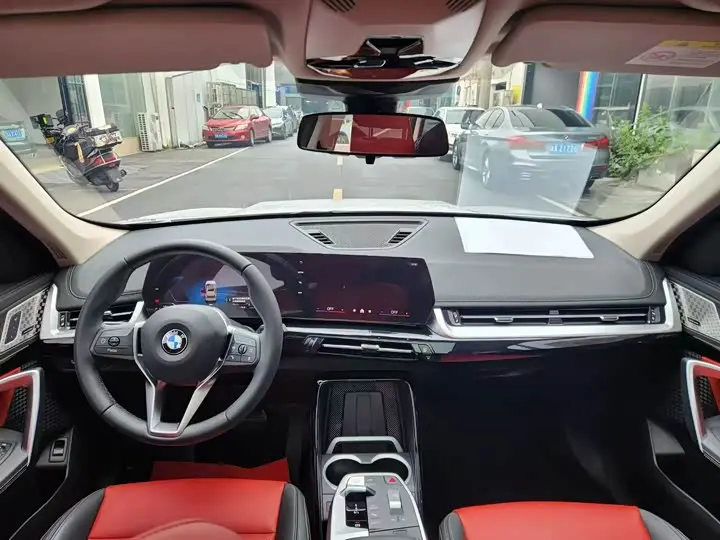 BMW X1 2024 2024款 sDrive25Li X设计套装