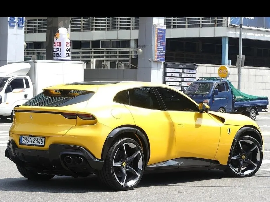 Ferrari Purosangue 2022 6.5 V12