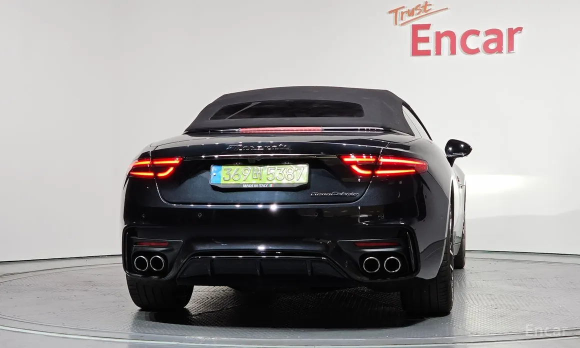 Maserati GranCabrio 2024 3.0 V6 Trofeo