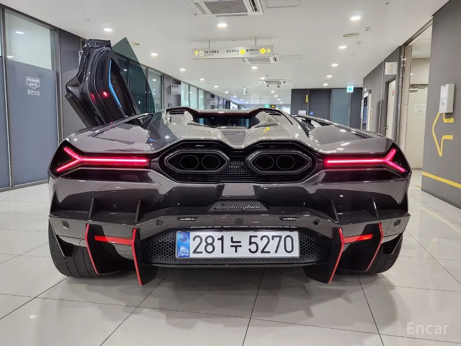 Lamborghini Revuelto 2025 6.5 V12