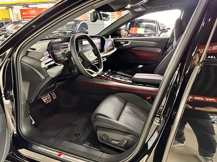 Audi A6L 2026 2026款 2.0T 臻选型