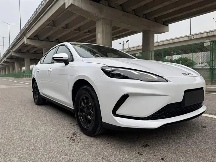 BYD Seal 05 DM-i Hybrid 2026 2026款 DM-i 128KM豪华型