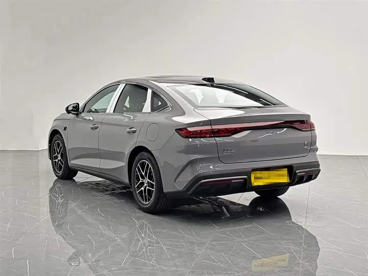 BYD Qin L 2026 2026款 DM-i 210KM超越型