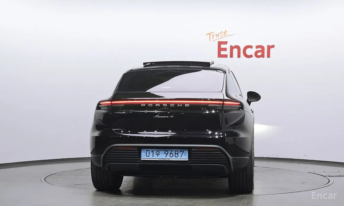 Porsche Macan 2024 Base 4