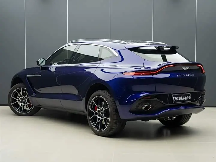 Aston Martin DBX 2023 2023款 3.0T STRAIGHT-SIX