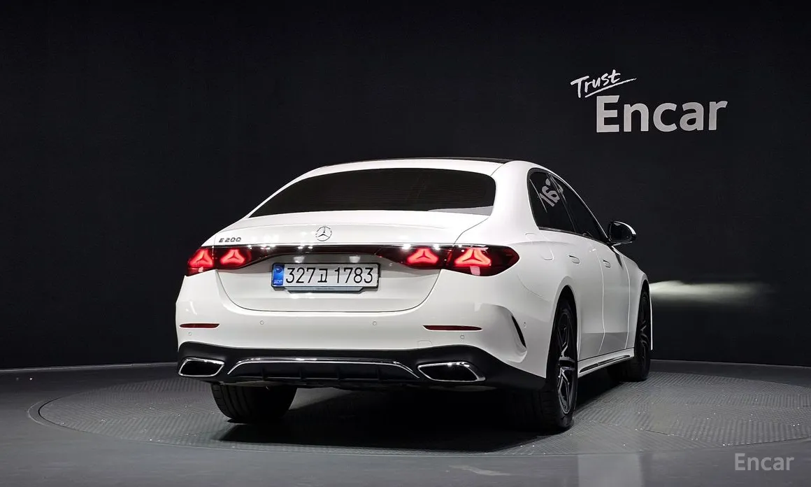 Mercedes-Benz E-Class 2024 E200 AMG Line