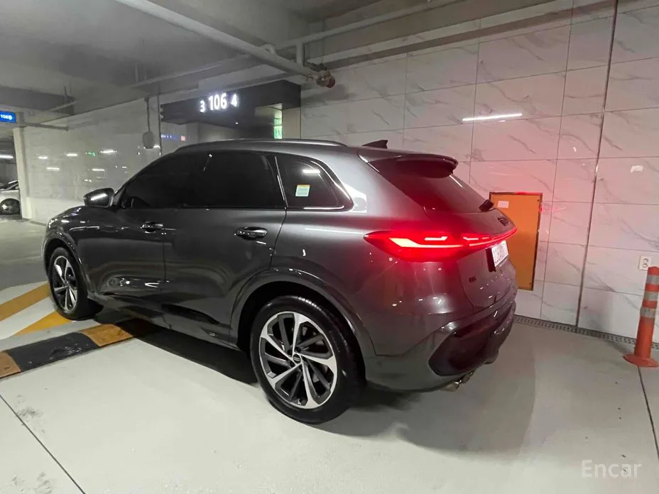 Audi Q5 2025 40 TDI Quattro S Line Black Edition