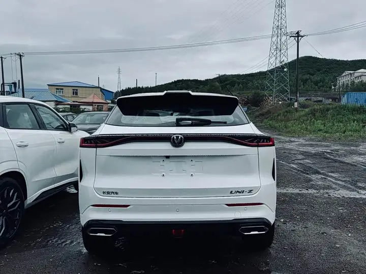 Changan UNI-Z 2026 2026款 1.5T 畅行版
