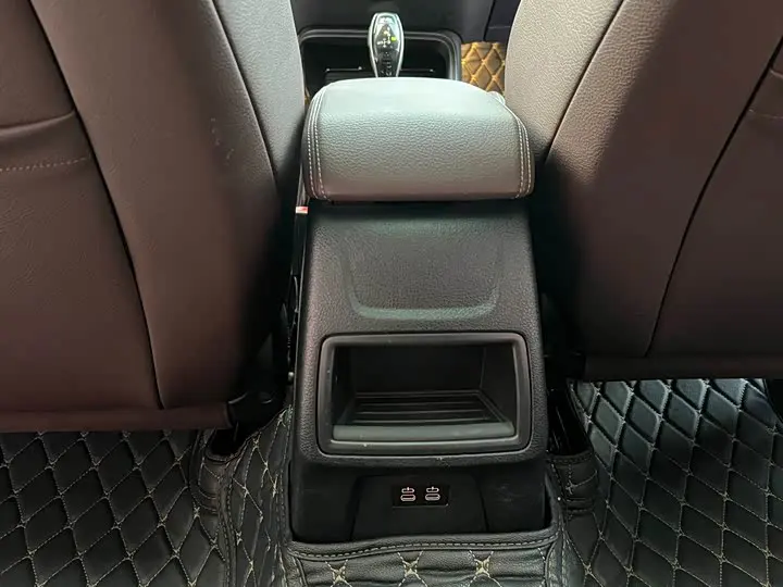BMW 1 Series 2023 2023款 125i M运动曜夜版