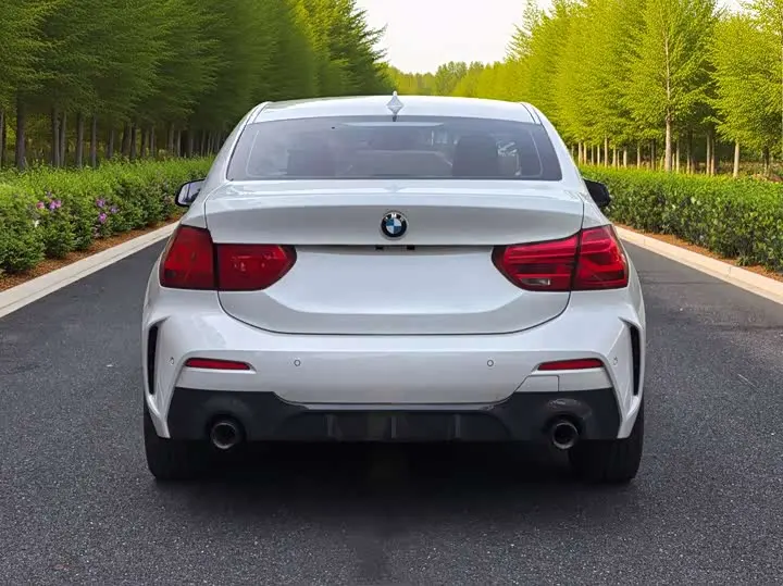 BMW 1 Series 2023 2023款 125i M运动曜夜版