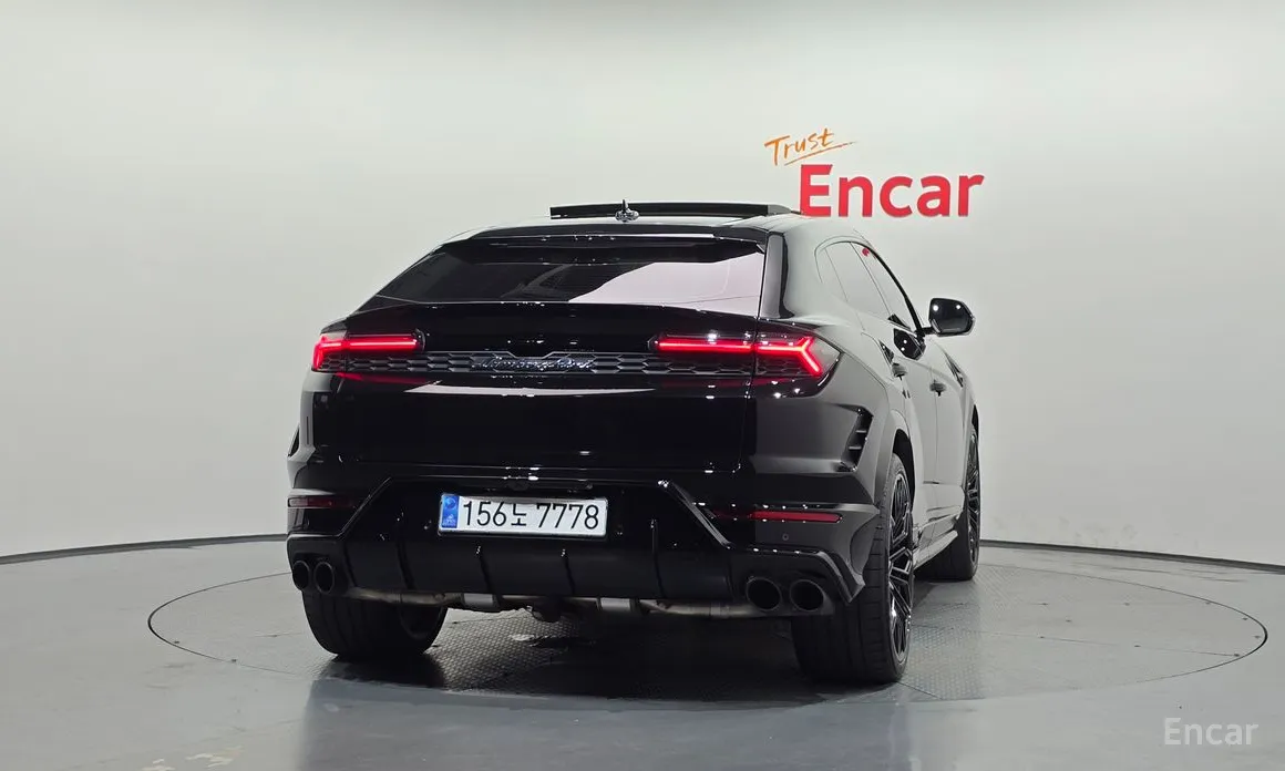 Lamborghini Urus 2018 4.0 V8 SE