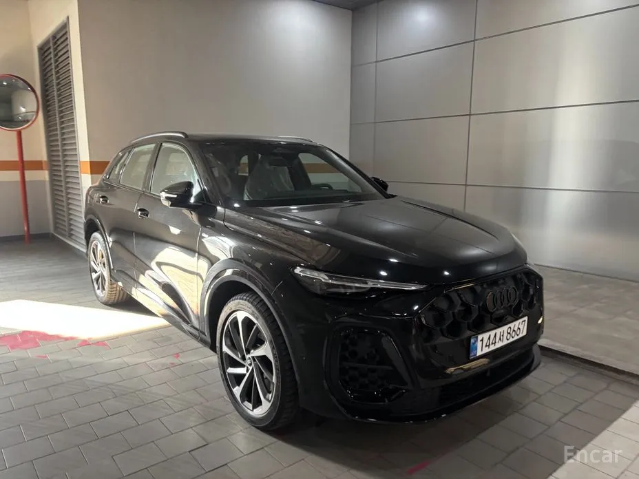 Audi Q5 2025 40 TDI Quattro S Line Black Edition