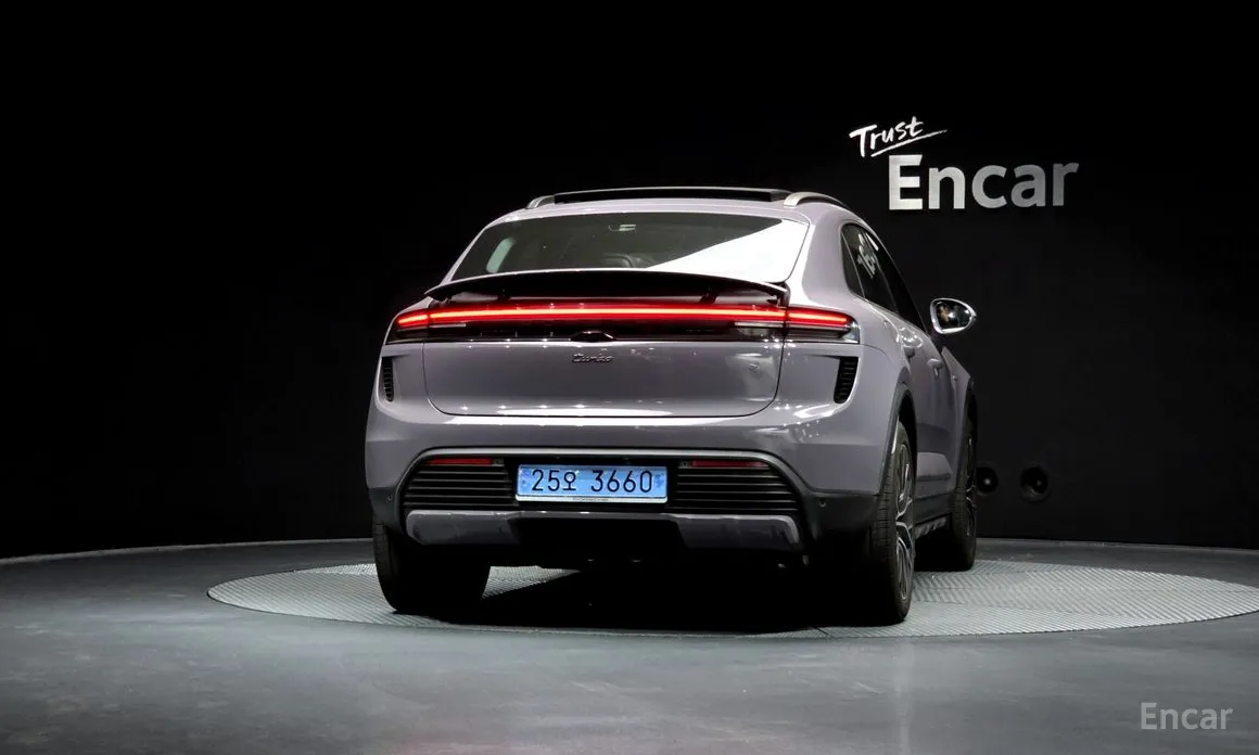 Porsche Macan 2024 Turbo