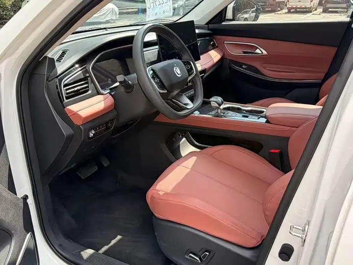 Changan CS75 2026 2026款 PRO 1.5T DCT 尊享型 7座