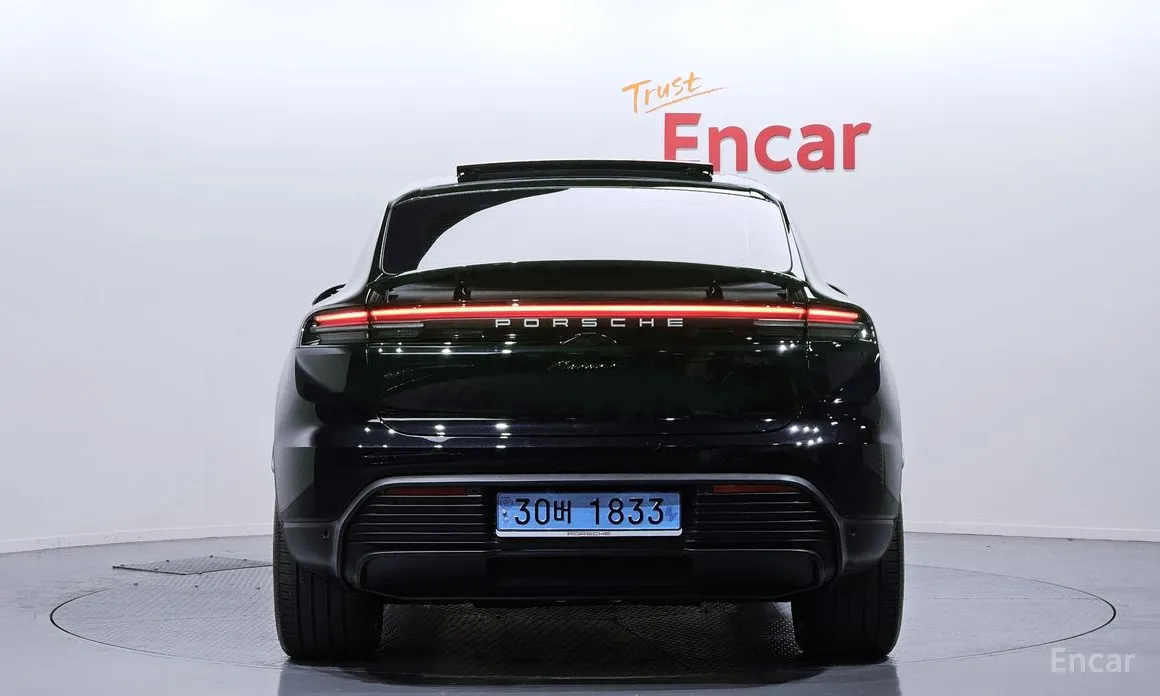 Porsche Macan 2024 Base 4