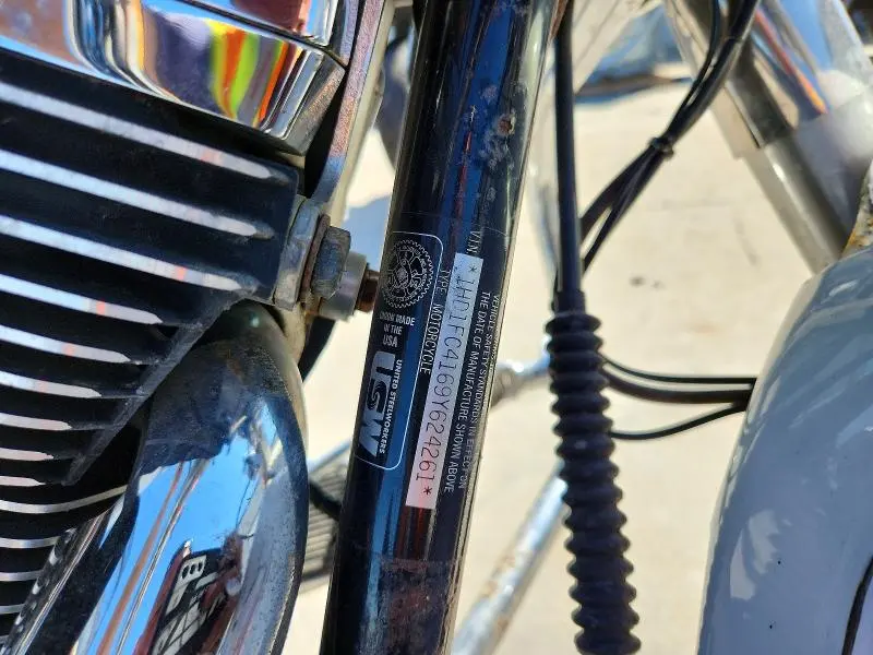 HARLEY-DAVIDSON FL 2009