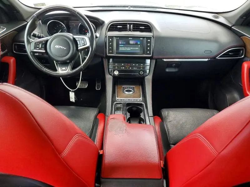 JAGUAR F-PACE 2018 VIN SADCM2FV3JA289861