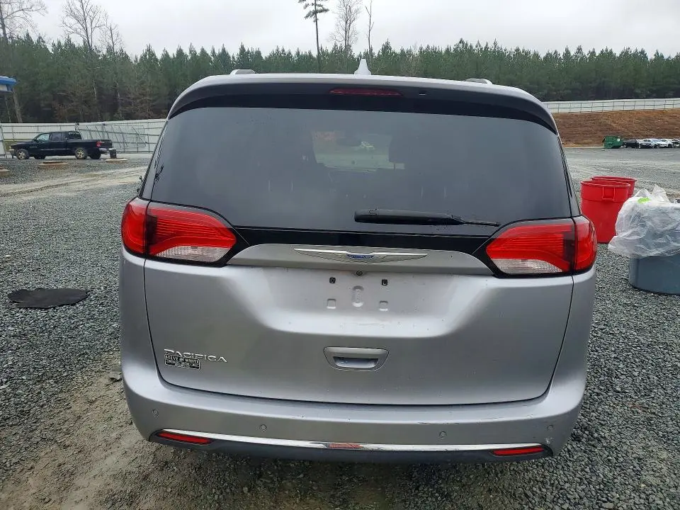 CHRYSLER PACIFICA 2018 VIN 2C4RC1BG8JR153991