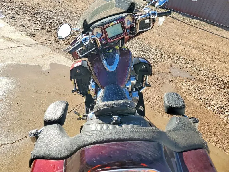 INDIAN MOTORCYCLE 2021