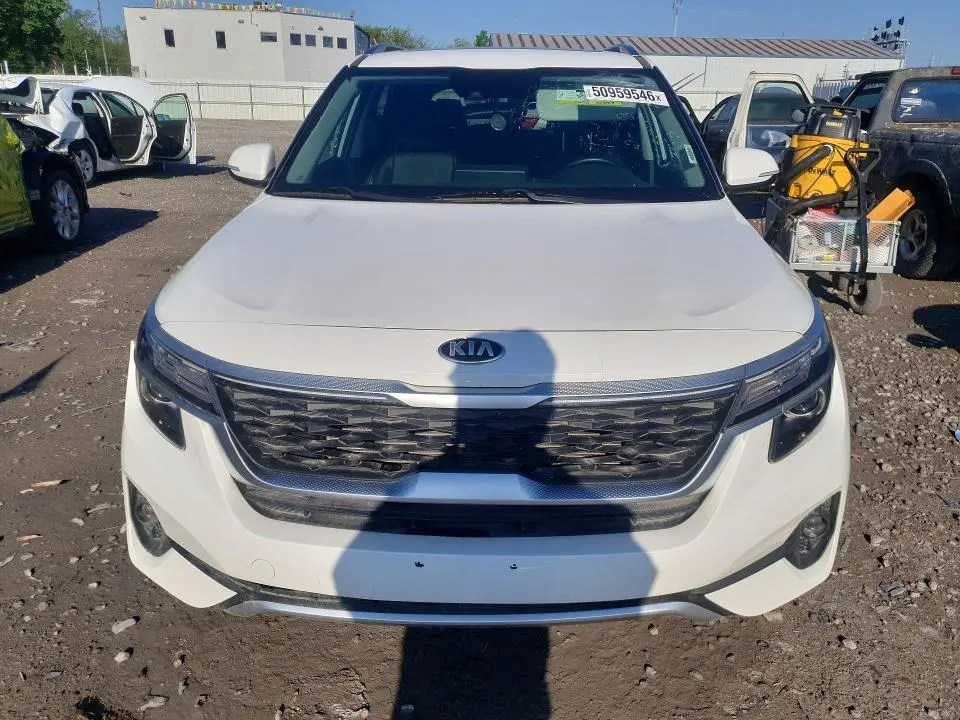 KIA SELTOS 2021 VIN KNDERCAA8M7141433