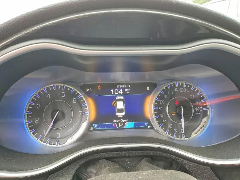 CHRYSLER 200 2015 VIN 1C3CCCCG6FN583043
