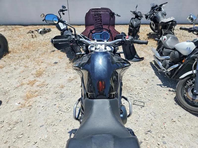 TRIUMPH TIGER 2012