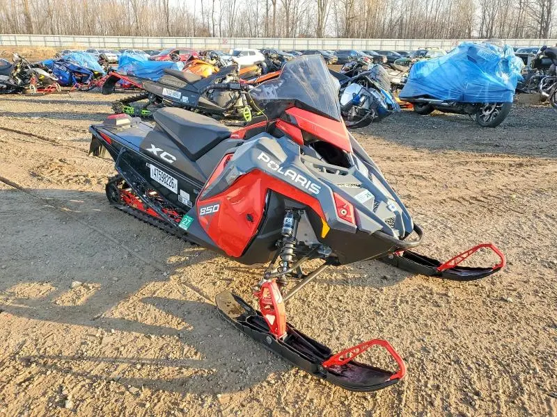 POLARIS 850 SWITCH 2024