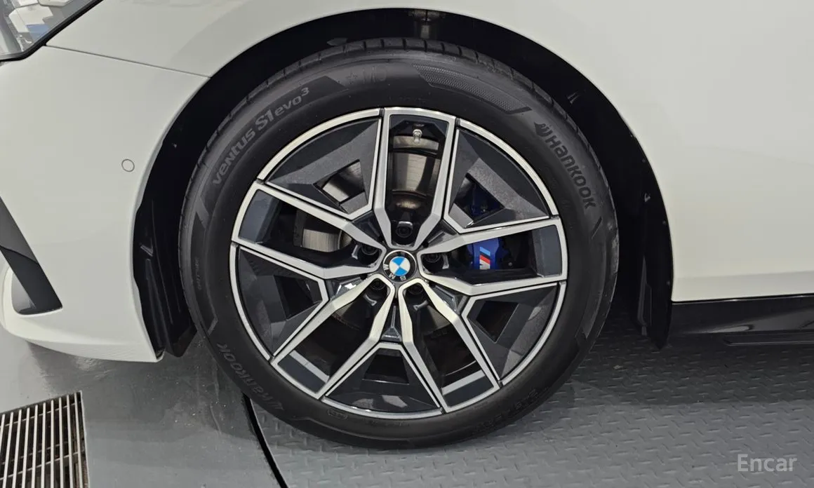 BMW 5 Series 2023 520i M Sport