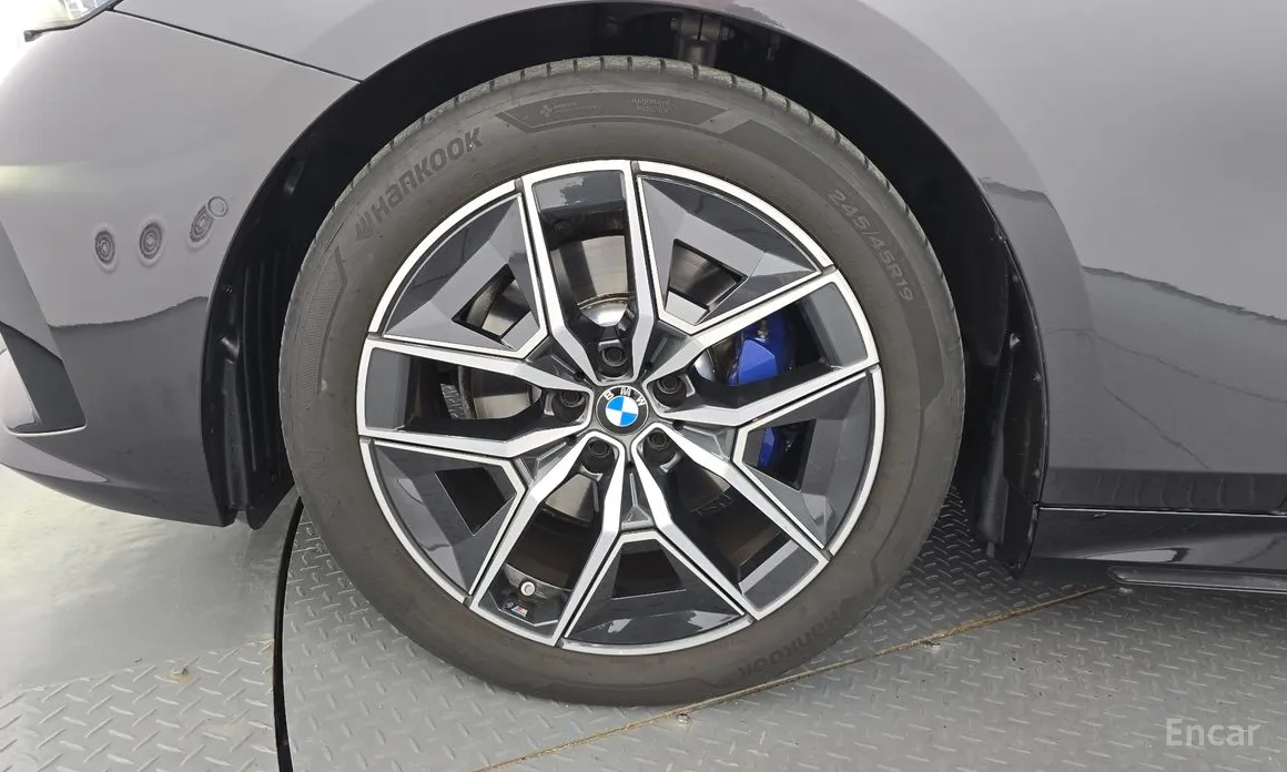 BMW 5 Series 2023 520i M Sport