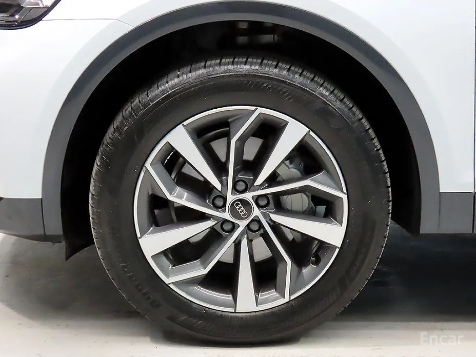 Audi Q5 2017 45 TFSI Quattro