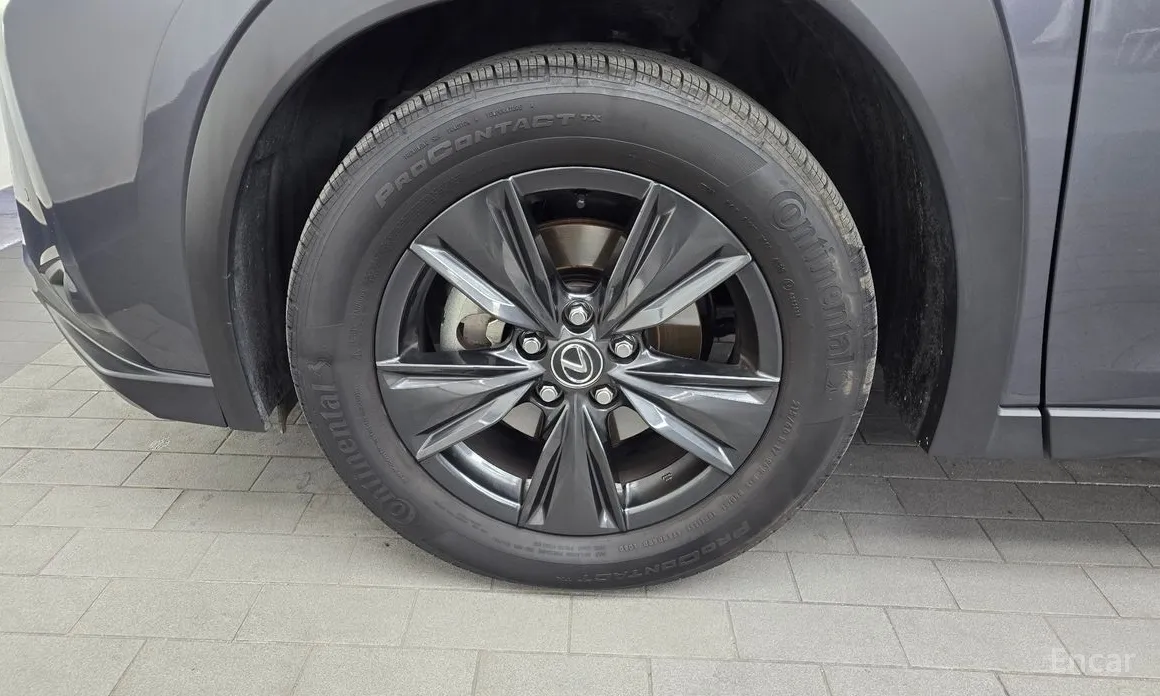 Lexus UX 2024 2.0 2WD