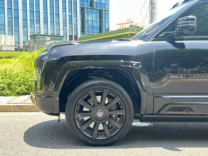 BYD Yangwang U8 2025 2025款 鼎世版