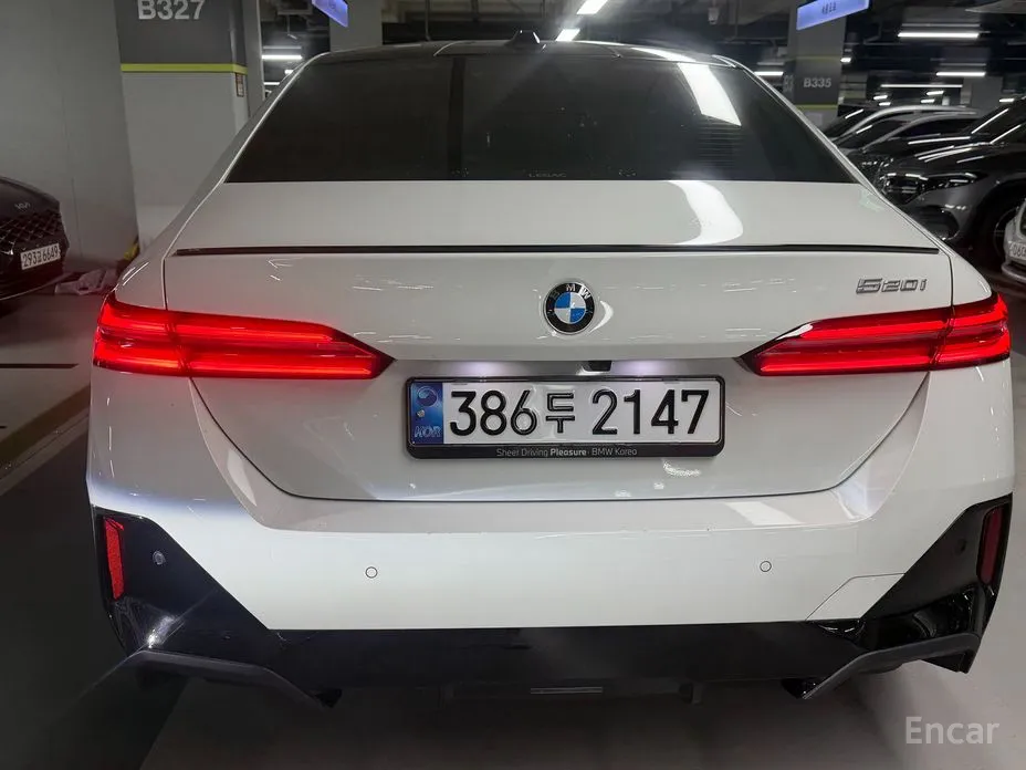 BMW 5 Series 2023 520i M Sport