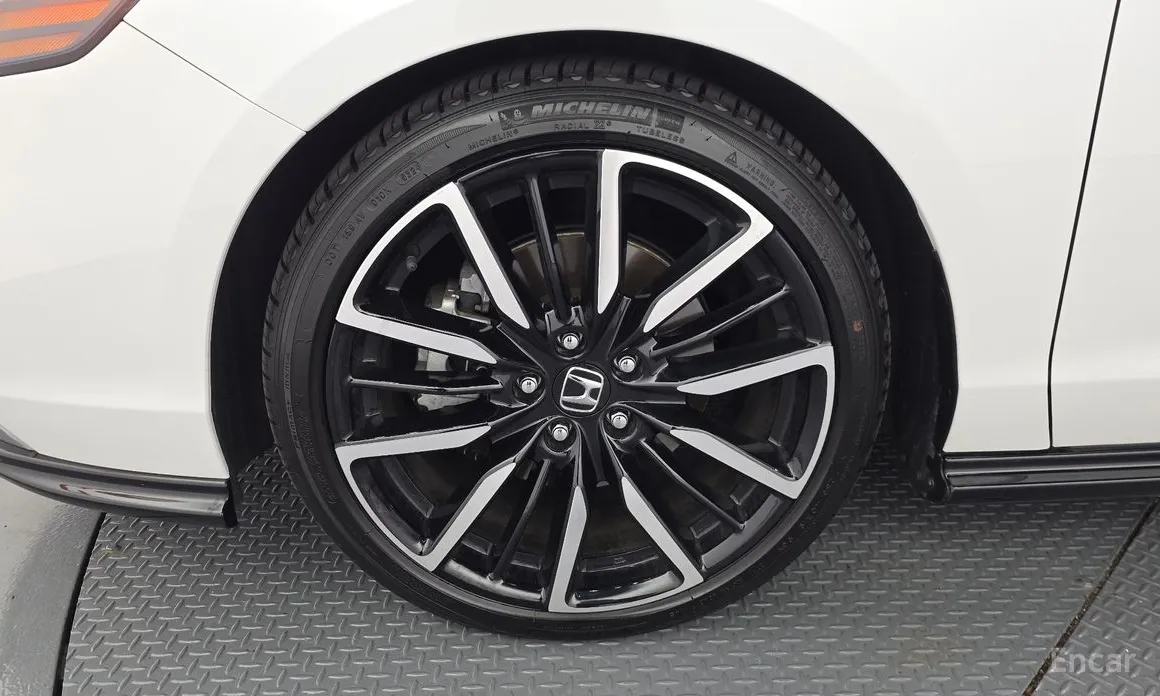 Honda Accord 2023 2.0 Hybrid Touring