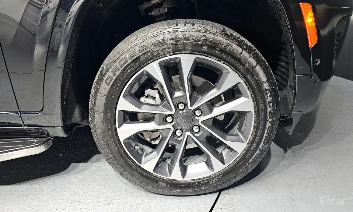 Jeep Cherokee 2021 L 3.6 Overland