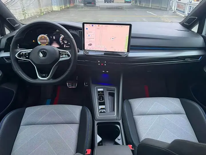 Volkswagen Golf 2025 2025款 300TSI R-Line