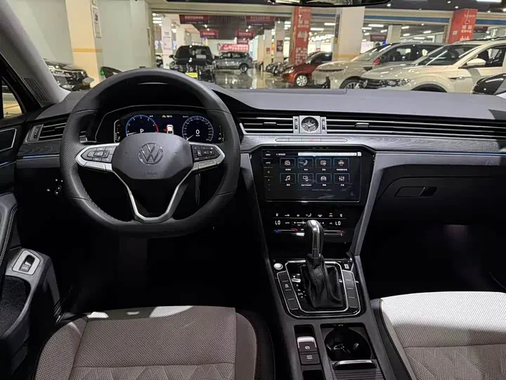 Volkswagen Magotan 2026 2026款 3000万辆甄选款 380TSI DSG豪华型