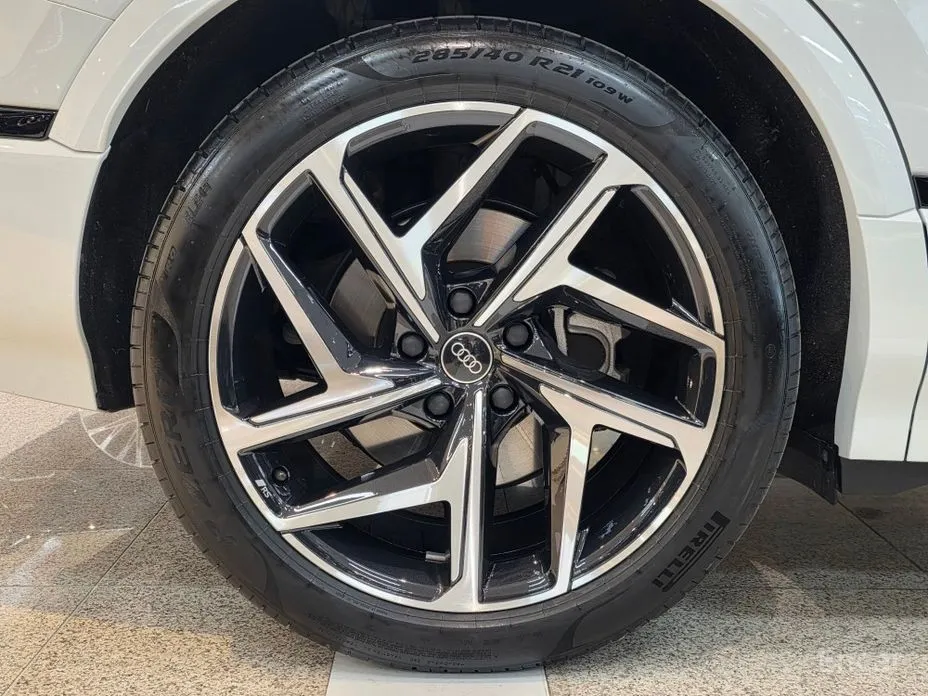 Audi Q6 e-tron 2025 Premium Quattro
