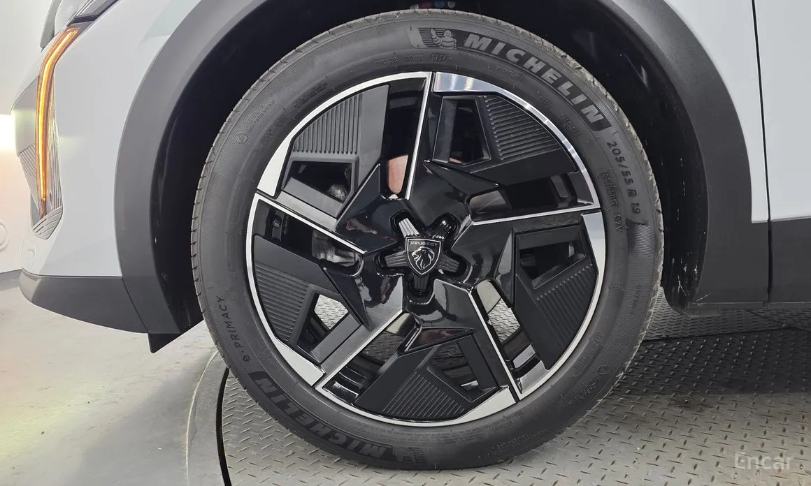 Peugeot 408 2023 1.2 Pure Tech GT